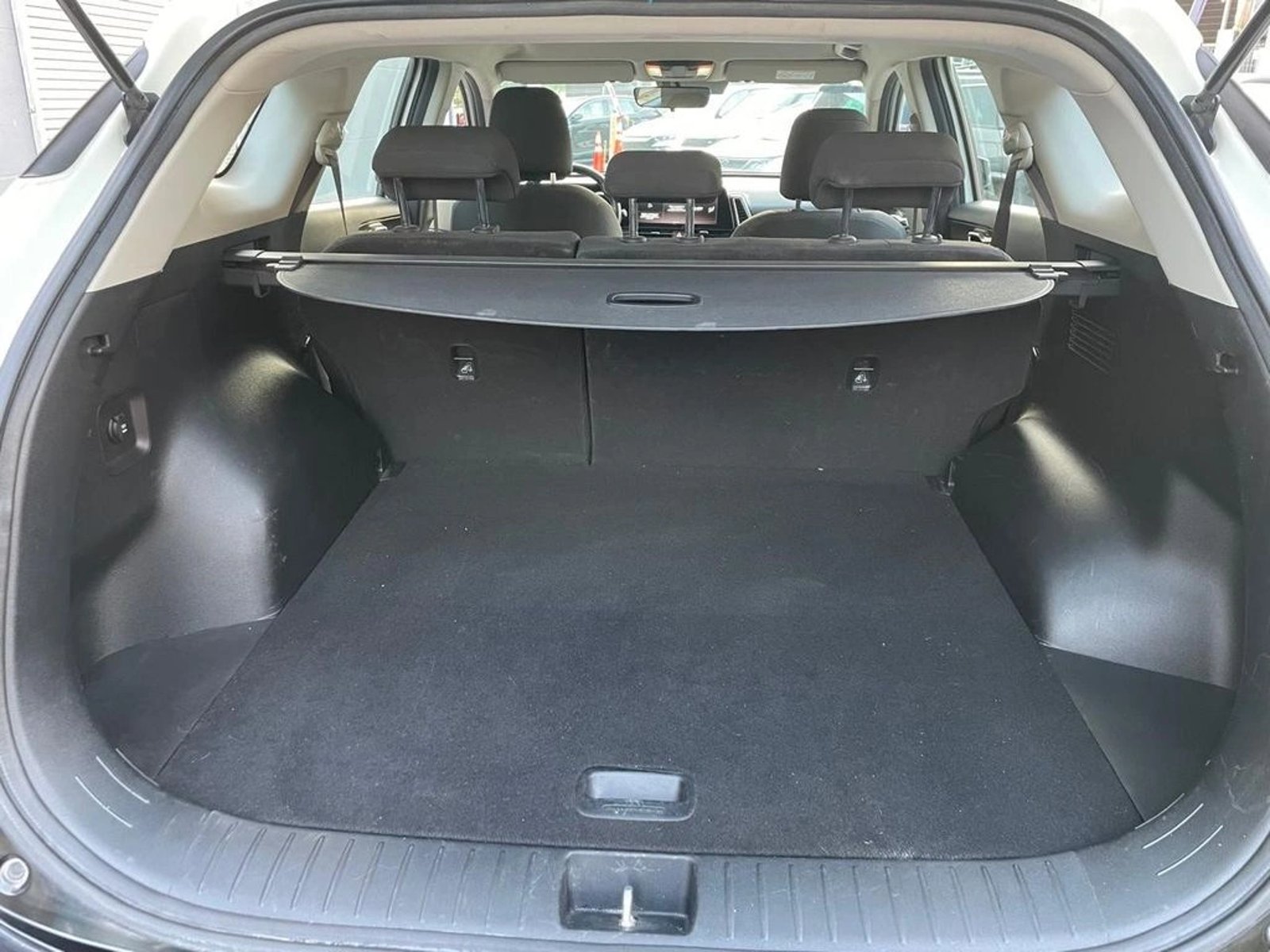KIA SPORTAGE 2022 - Imagen 17 de 20