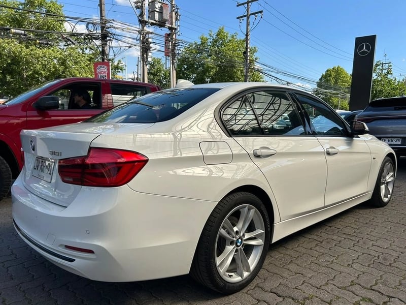BMW 318 I LCI 1.5 2017 - Imagen 6 de 15