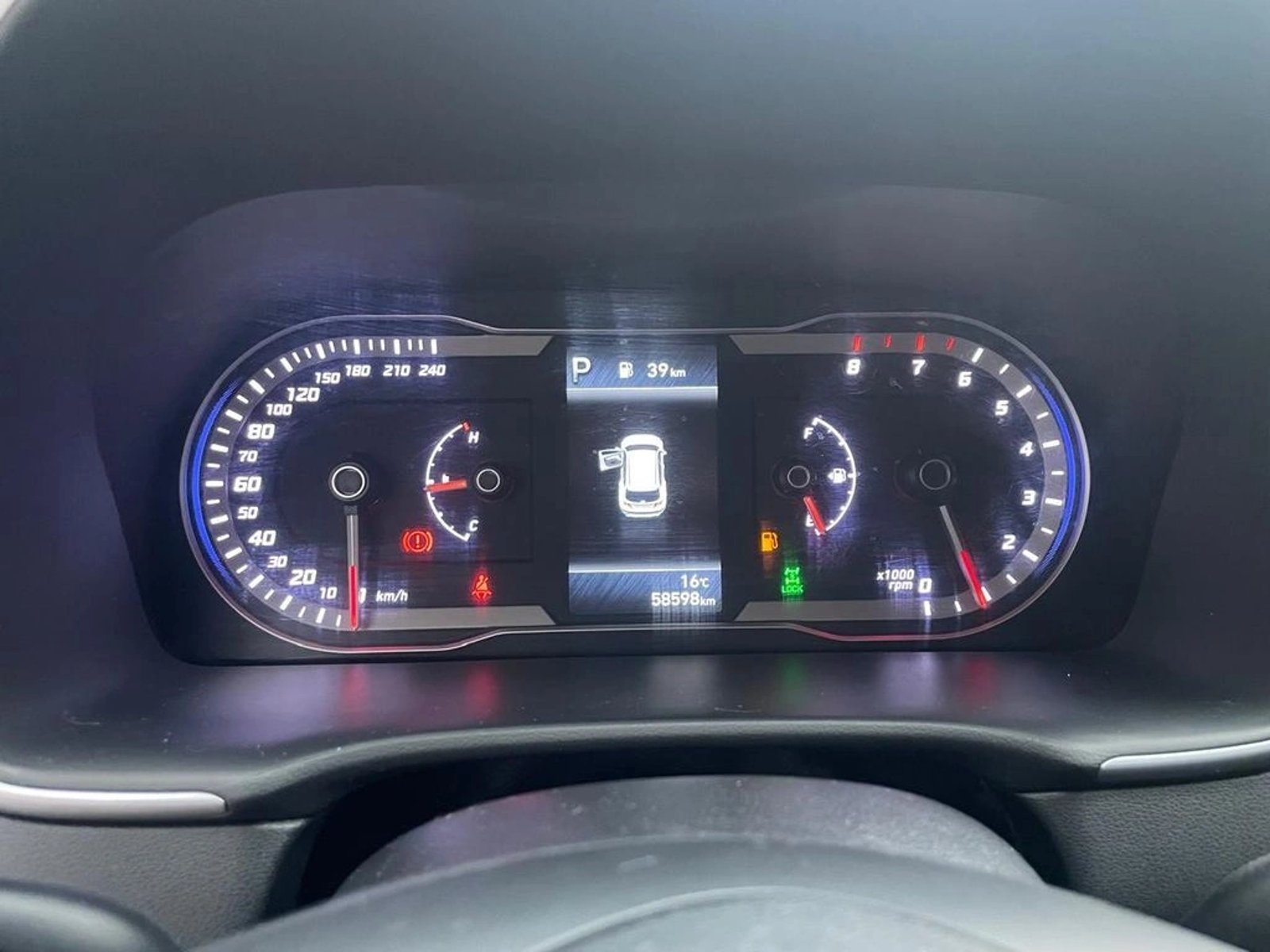 Hyundai TUCSON 2.0 NX4 PLUS AT 4X4 2022 - Imagen 11 de 18