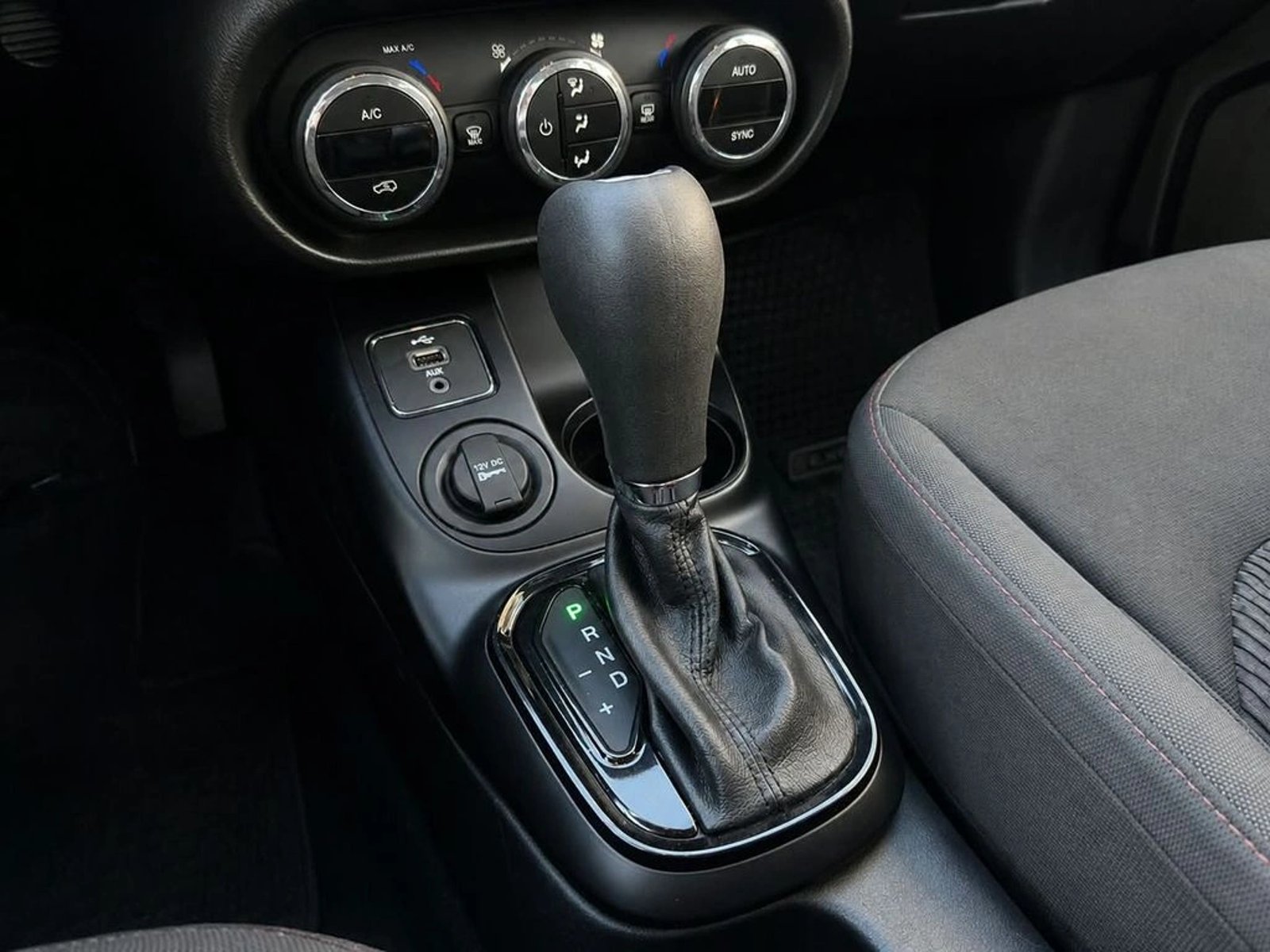 RAM 1000 BIG HORN DCAB 1.8 AUT 2021 - Imagen 17 de 20
