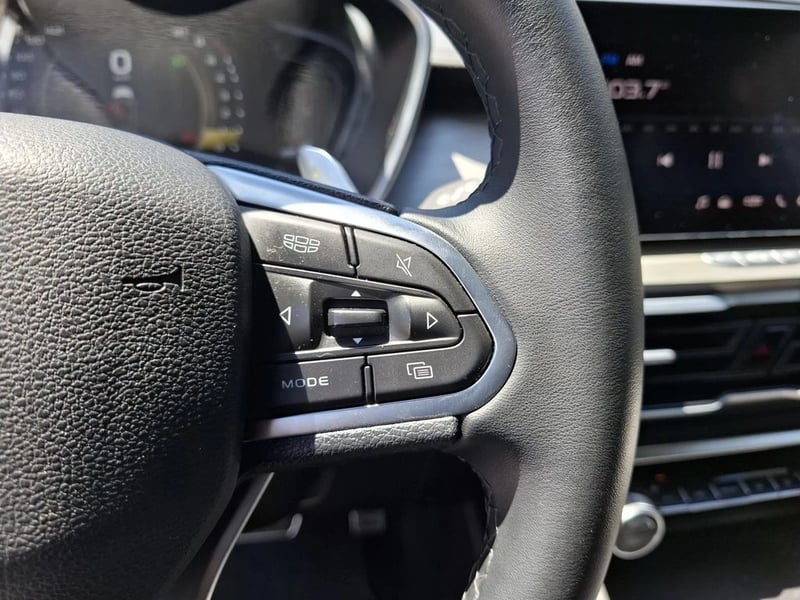 Geely COOLRAY 1.5 COMFORT 4X2 AT 5P 2023 - Imagen 17 de 20
