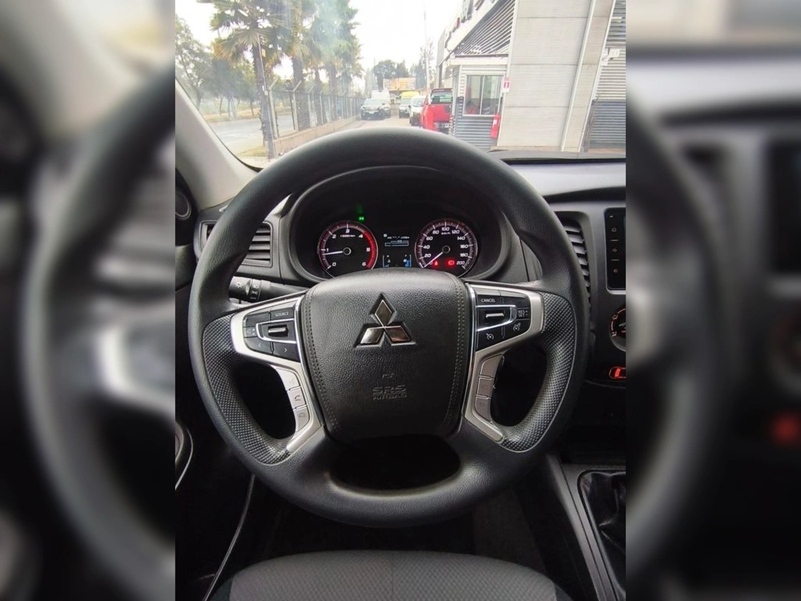 Mitsubishi L200 L200 WORK 2.2 4X2 MT 2024 - Imagen 16 de 20