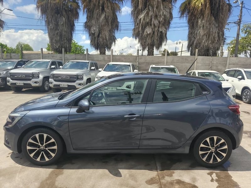 Renault CLIO IV INTENS 1.0T MT 2023 - Imagen 8 de 20