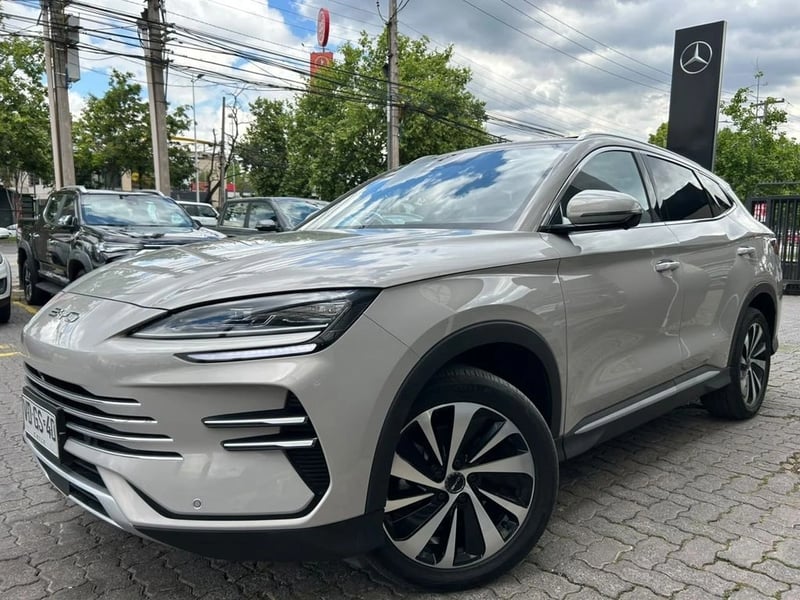 BYD SONG PLUS 1.5 GX HIBRIDO 4X2 AT 2025