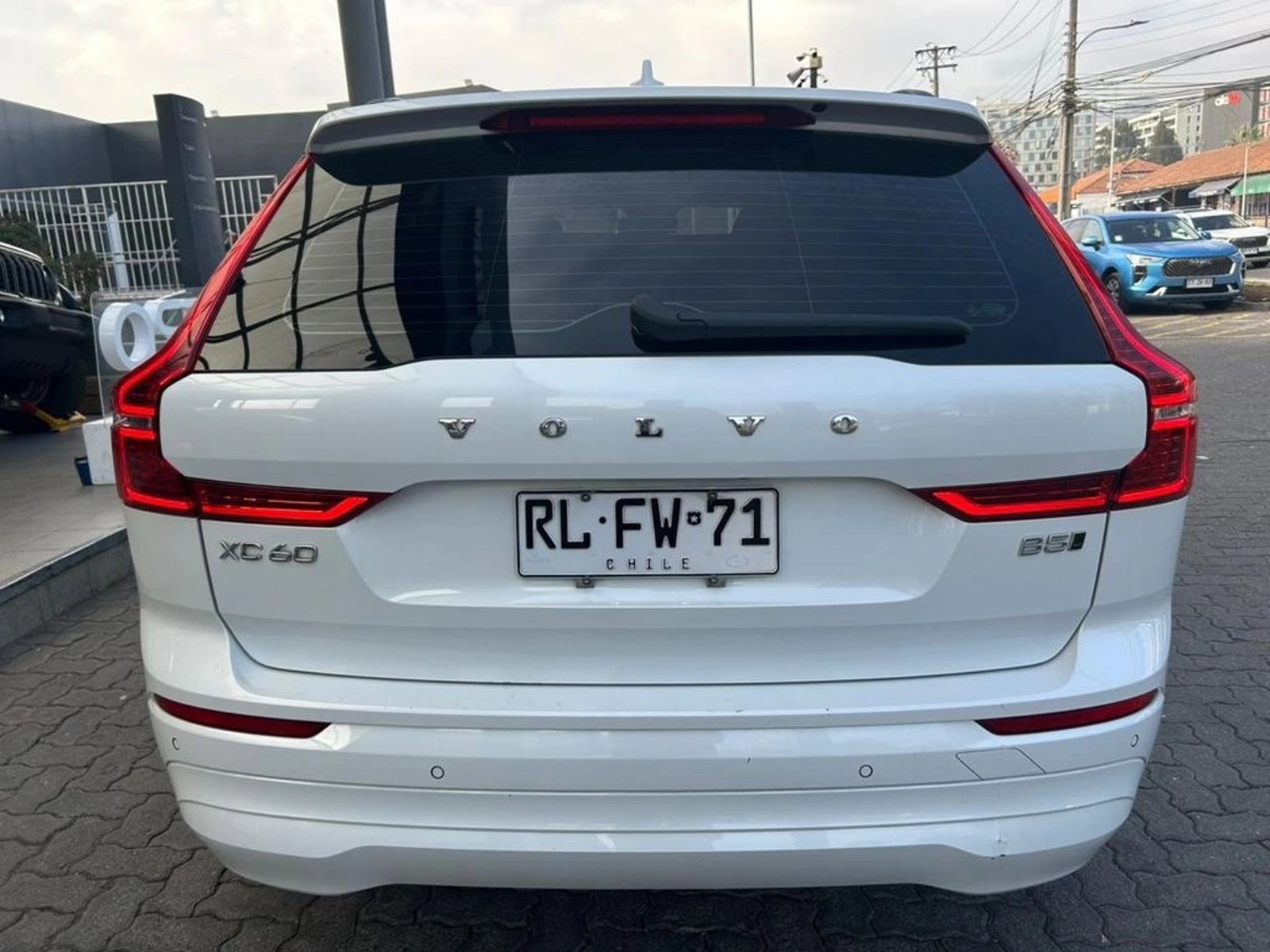 VOLVO XC60 2022 - Imagen 6 de 17