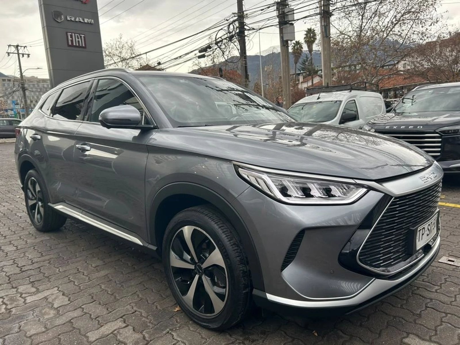 BYD SONG PLUS 1.5 GS AT 4X2 HIBRIDO 2024 - Foto 4 de 16