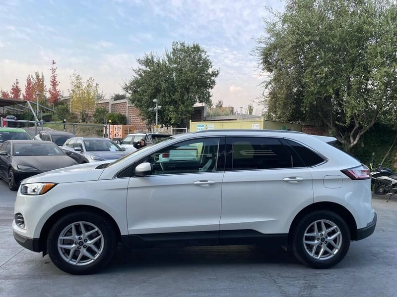 Ford EDGE 2.0 SEL ECOBOOST FWD AT 5P 2024 - Imagen 9 de 20