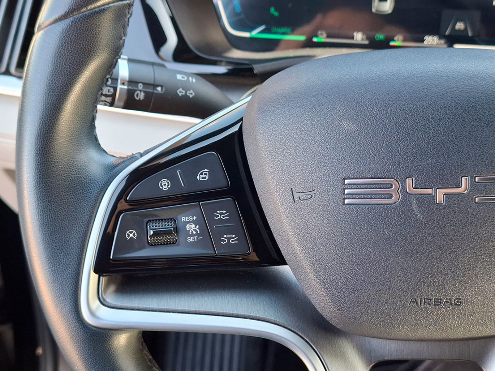 BYD SONG PLUS 0.0 GL AT 4X2 HIBRIDO 2024 - Imagen 12 de 20