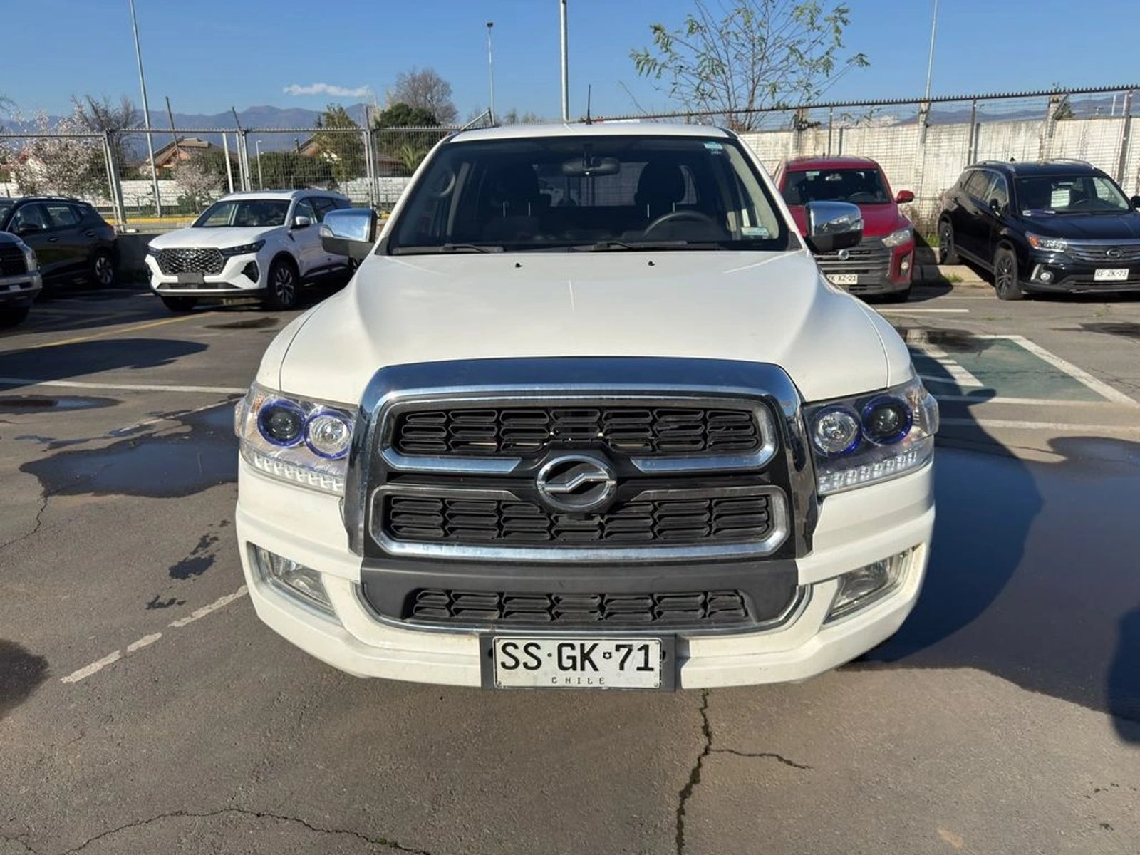 ZX Auto TERRALORD 2.5 DLX MT 4X2 DIESEL 2023 - Foto 3 de 19