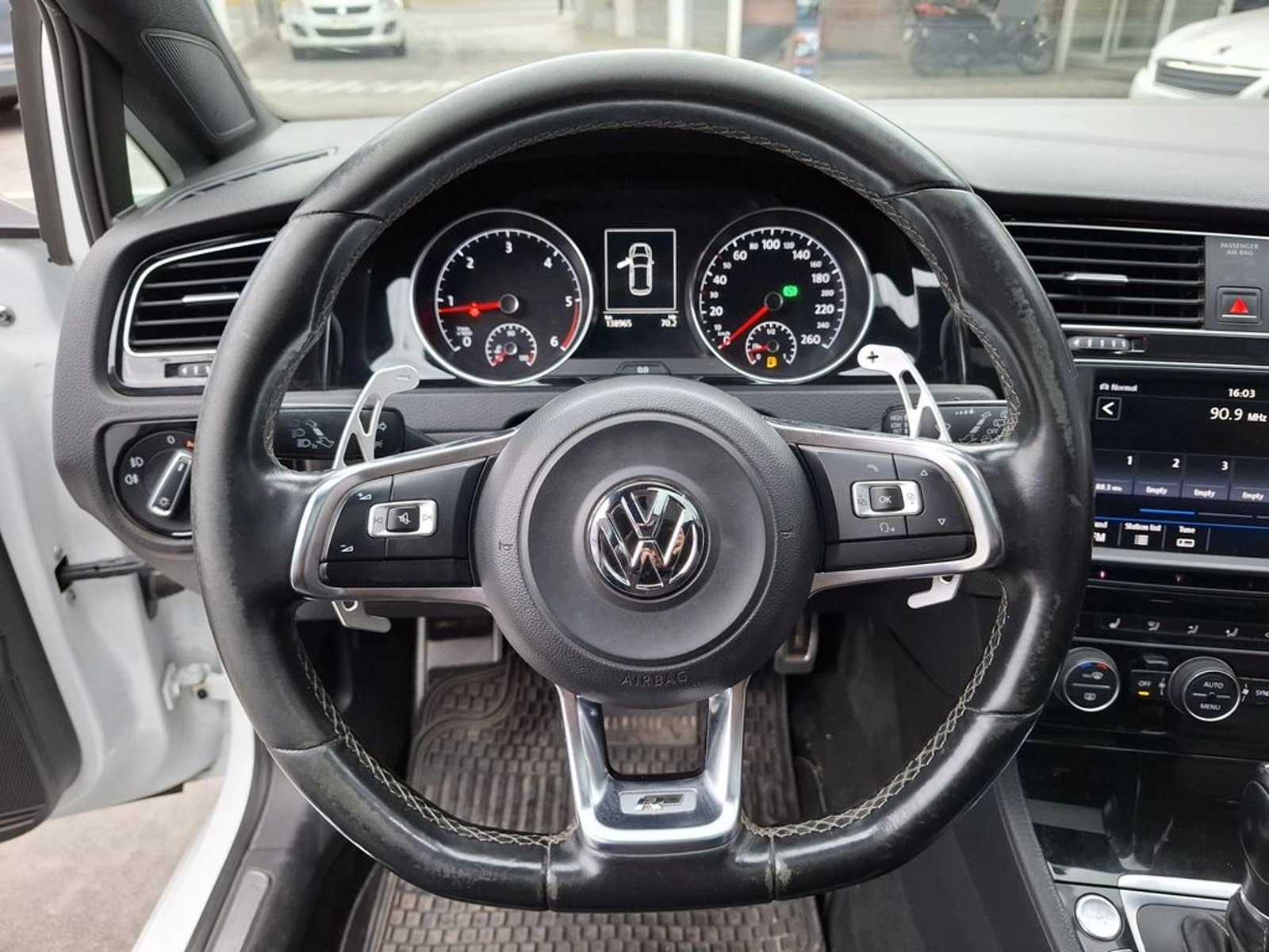 VOLKSWAGEN GOLF 2.0 TDI HIGHLINE DIESEL 4X2 AT 5P 2018 - Imagen 14 de 20