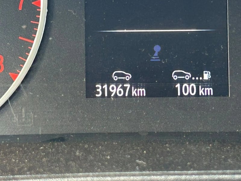 Renault CLIO 1.0T ZEN 4X2 MT 5P 2023 - Imagen 13 de 16