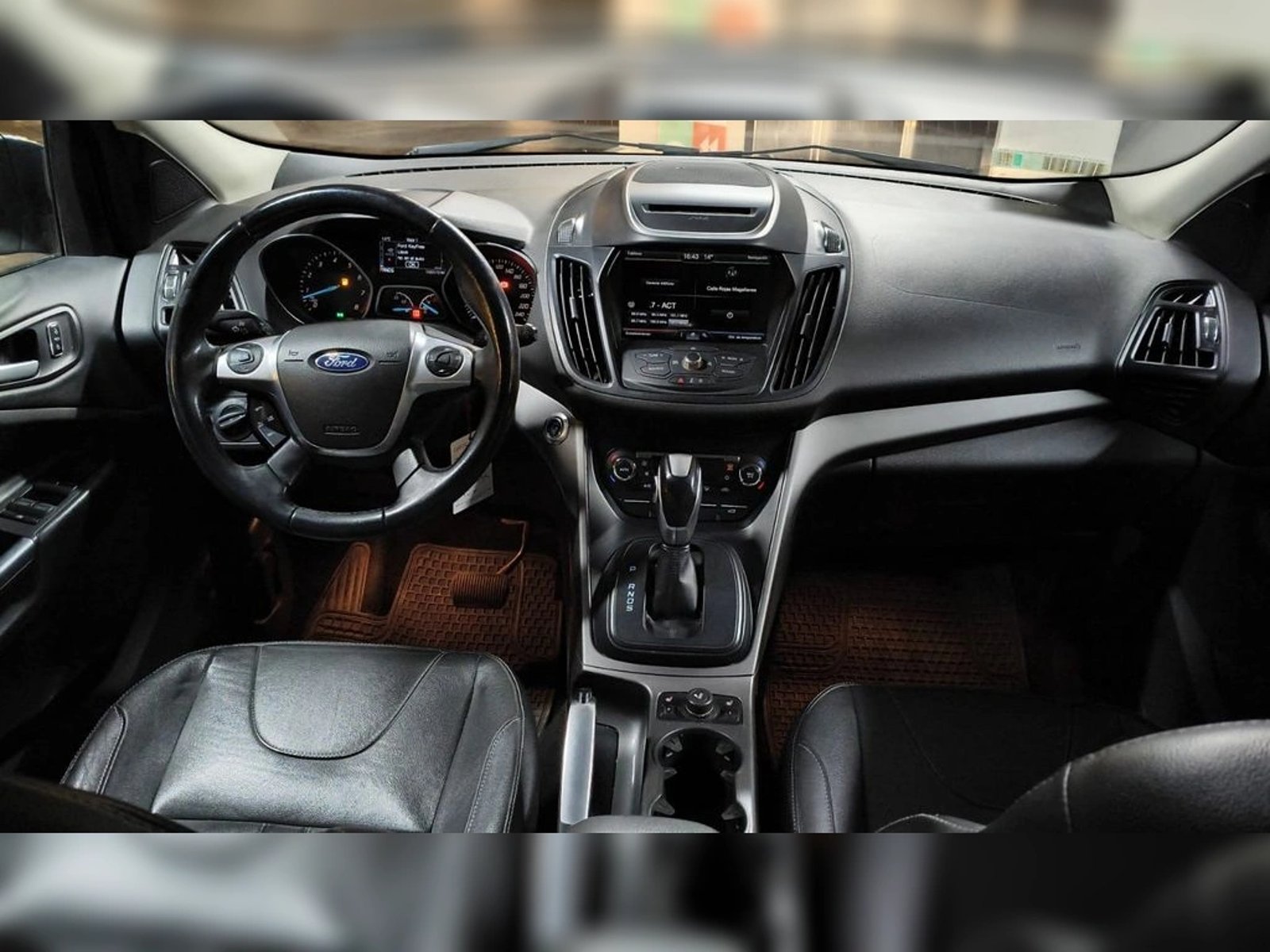 Ford ESCAPE ESCAPE 4X4 2.0 AUT 2016 - Foto 3 de 17