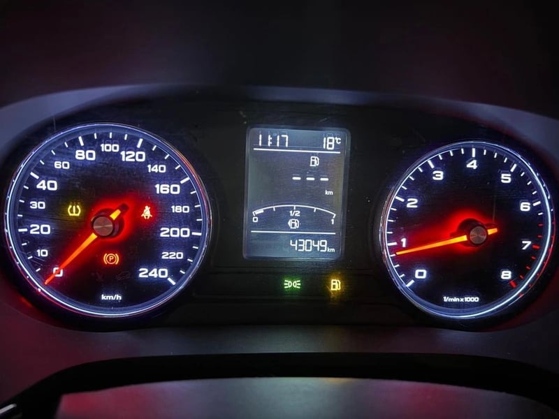 MG HS 1.5T COMFORT 2WD MT 5P 2023 - Imagen 14 de 17
