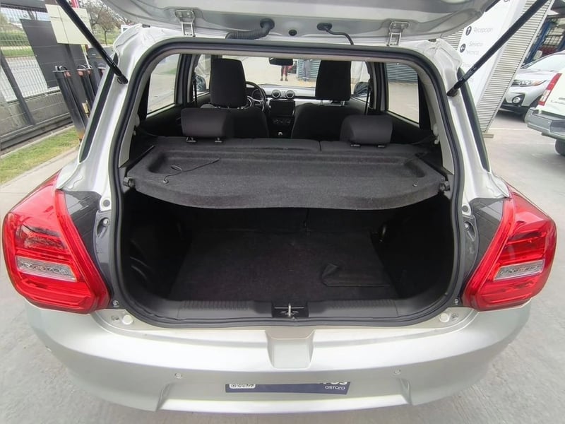 Suzuki SWIFT GL 1.2 MT 2025 - Imagen 8 de 20