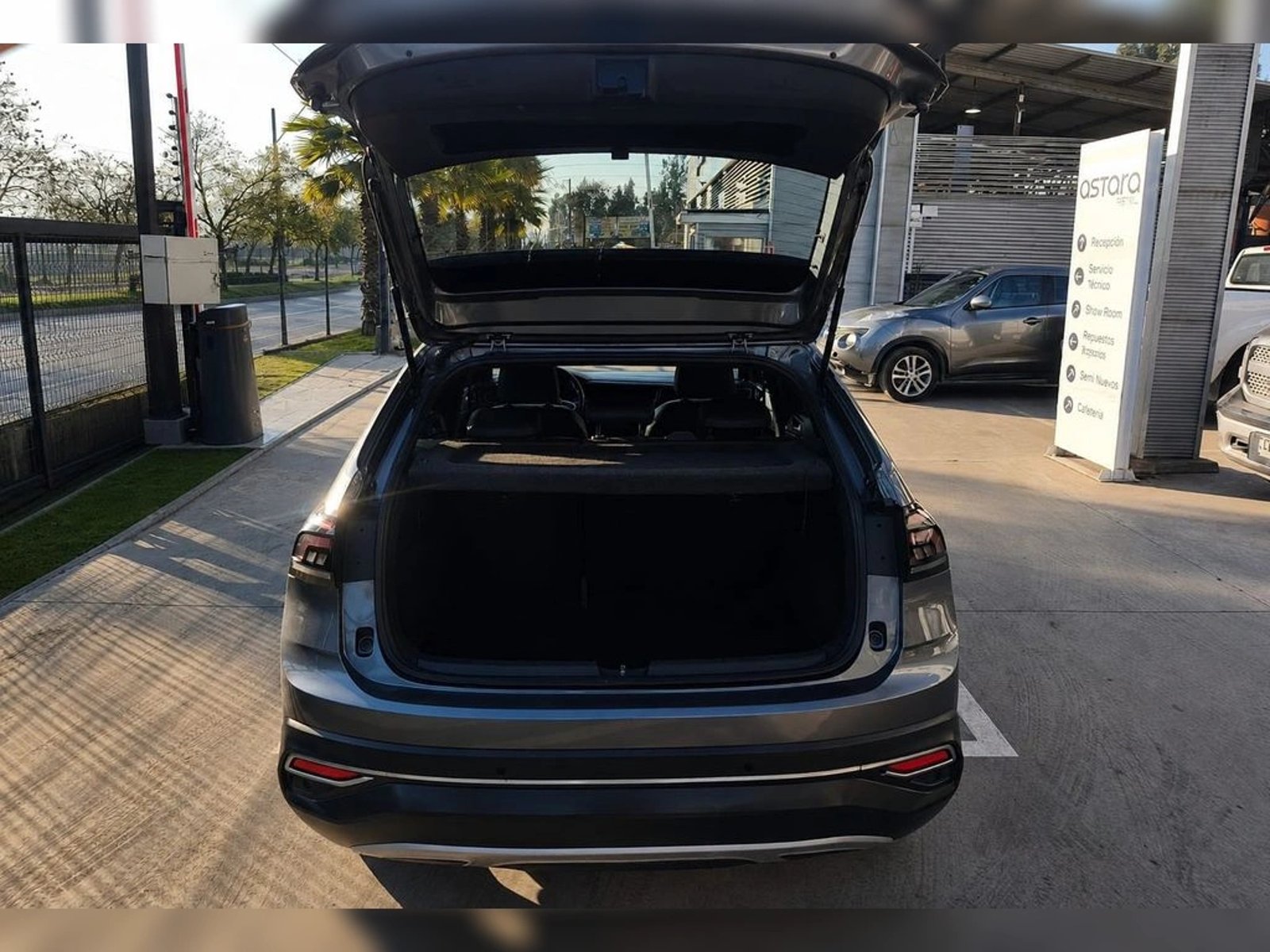 Volkswagen NIVUS 1.0T AT TSI HIGLINE 2022 - Imagen 8 de 17