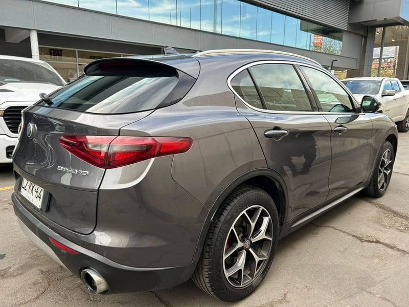Alfa Romeo STELVIO 2.0 SUPER 280 CV 4X4 AT 5P 2020 - Imagen 6 de 15