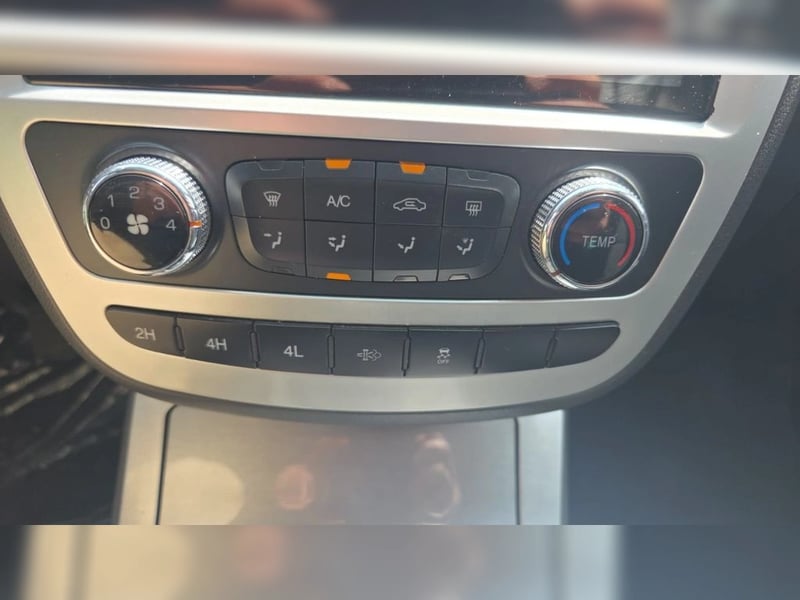 JAC T8 2.0 COMFORT MT 4X4 2022 - Imagen 13 de 20
