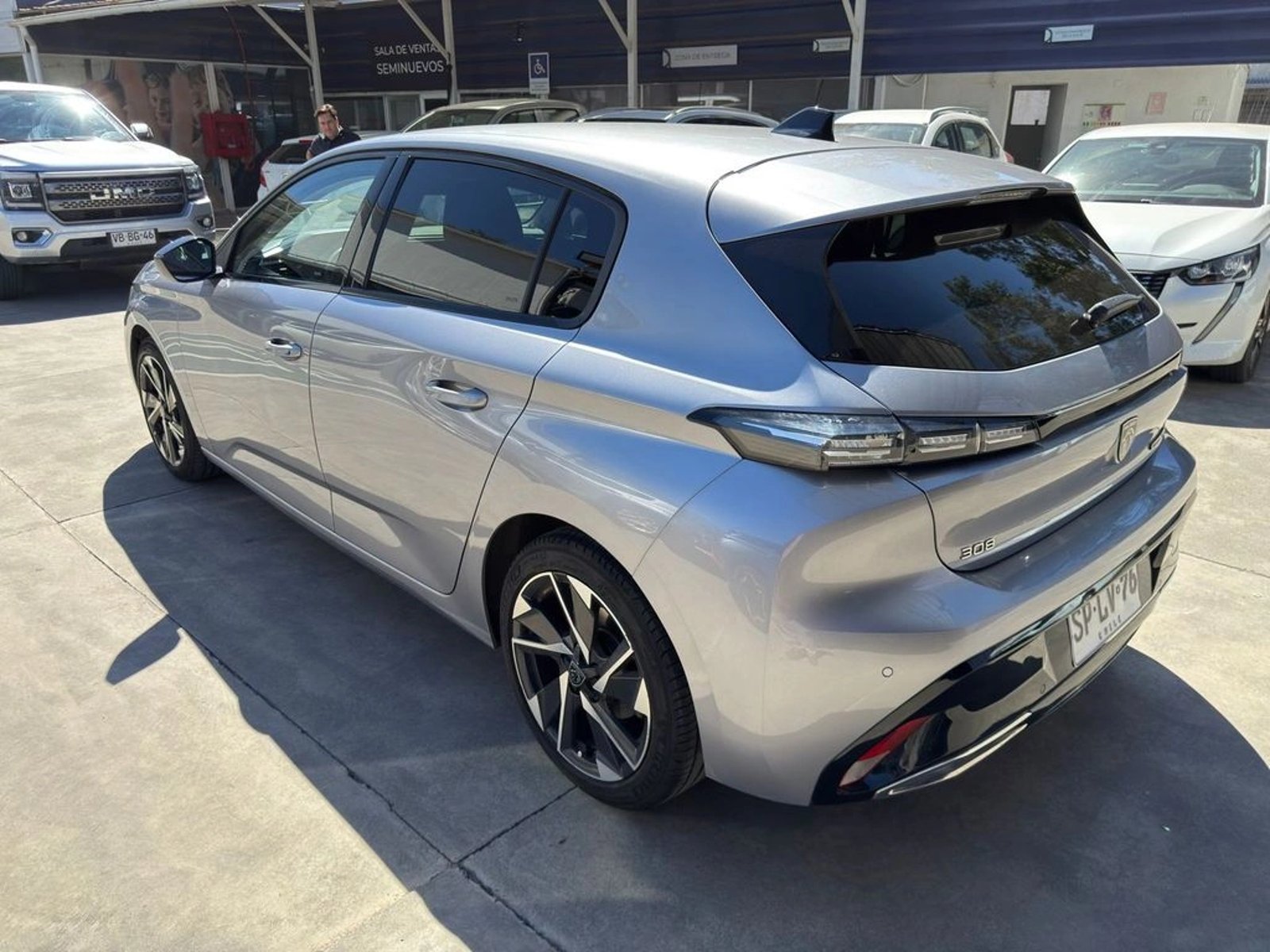 PEUGEOT 308 2023 - Imagen 8 de 19