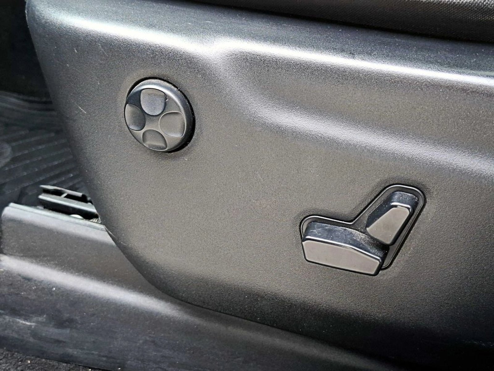 JEEP GRAND CHEROKEE 2016 - Imagen 13 de 20