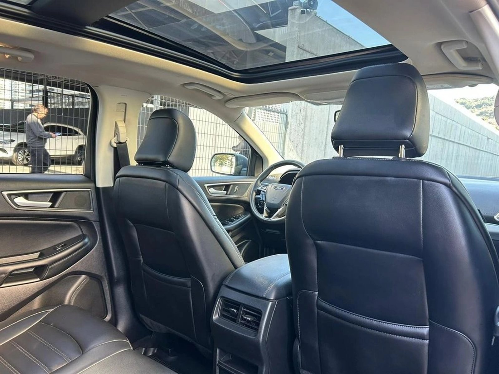 FORD EDGE 2022 - Imagen 12 de 17