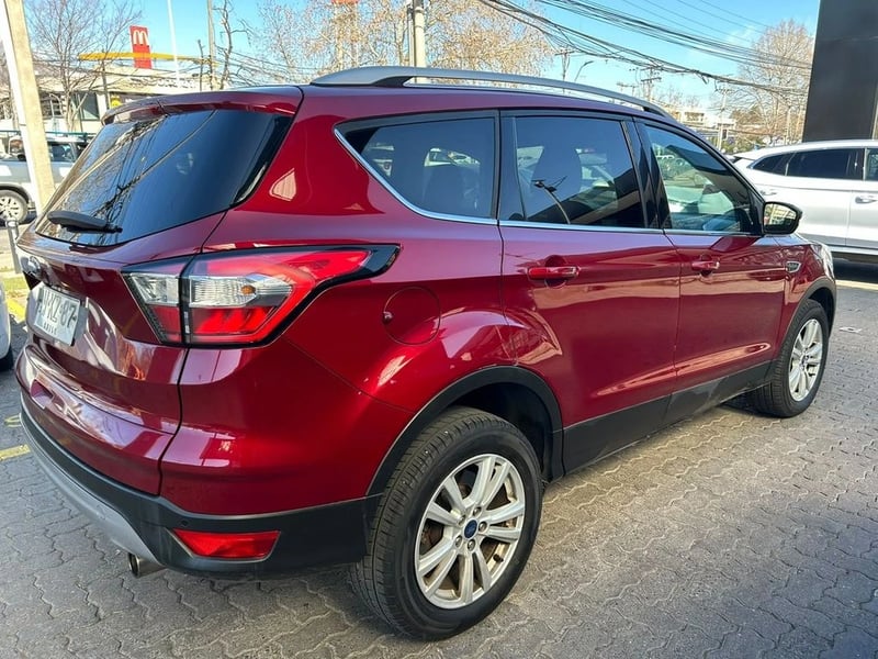 Ford ESCAPE 6F35 2.0 AUT 2020 - Imagen 4 de 15