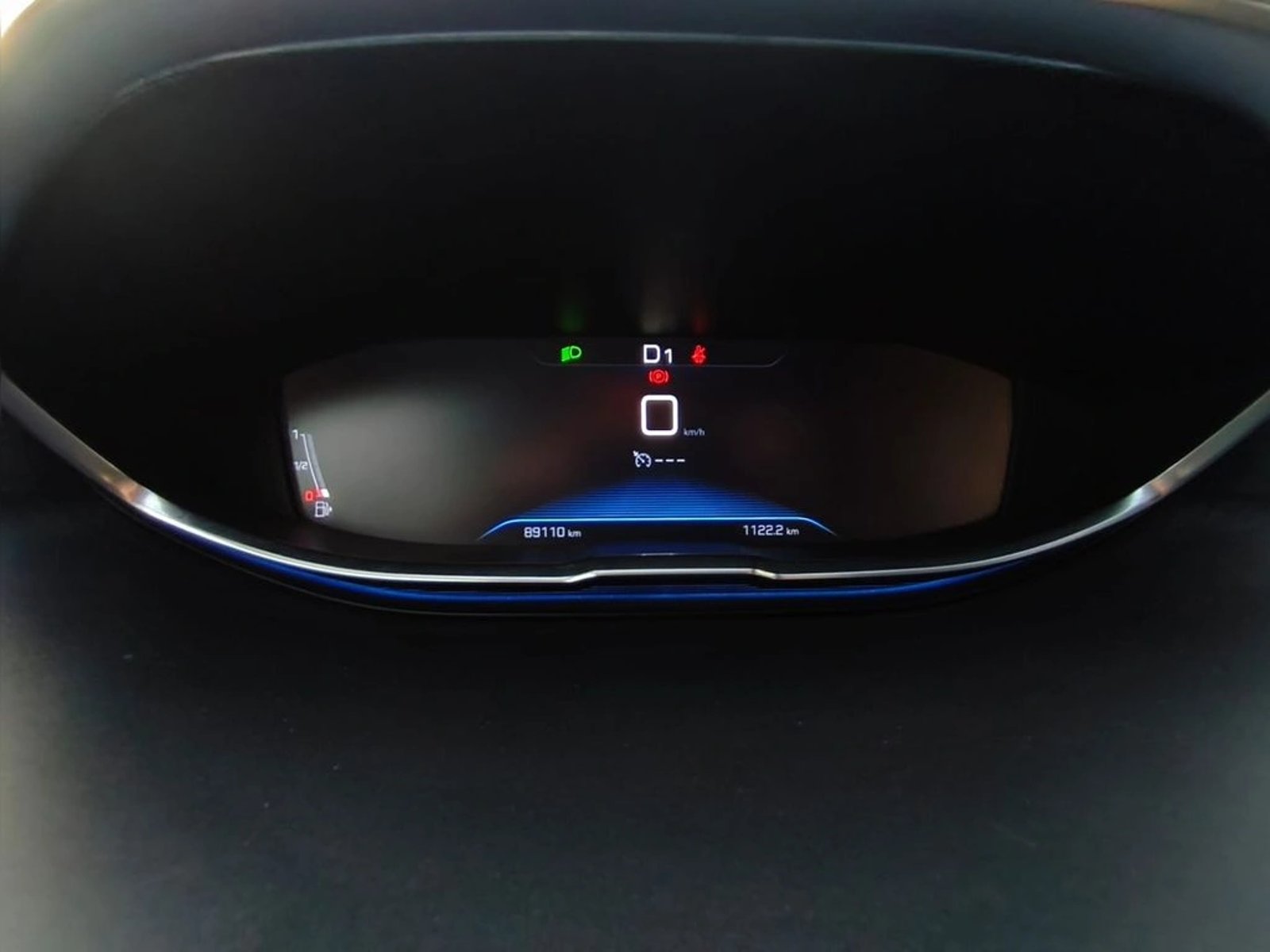Peugeot 3008 ALLURE BLUEHDI 1.5 2019 - Imagen 16 de 20