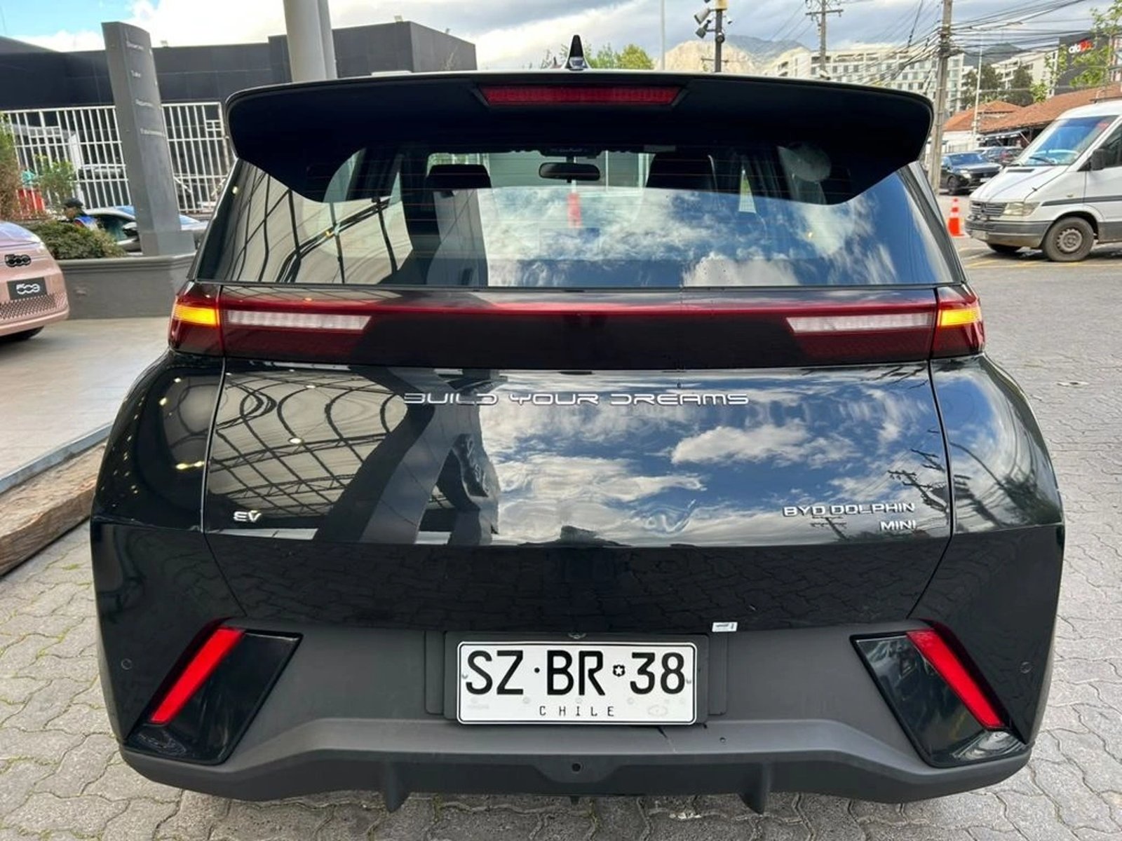 BYD DOLPHIN MINI 0.0 AT 4X4 ELECTRICO 2024 - Foto 5 de 15