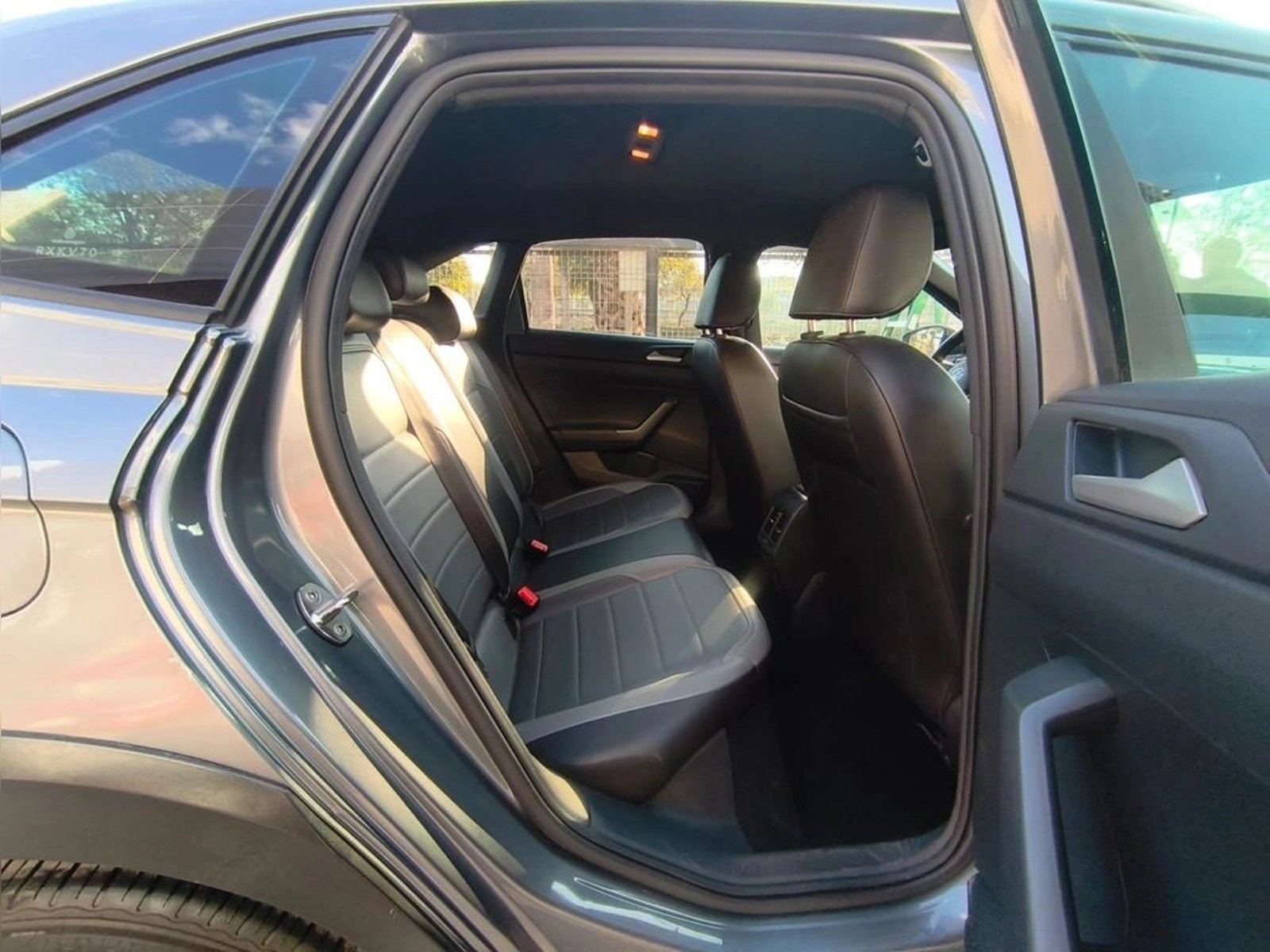 Volkswagen NIVUS 1.0T AT TSI HIGLINE 2022 - Imagen 11 de 17