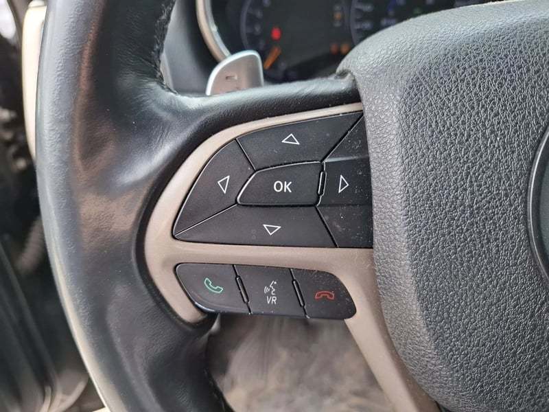 Jeep GRAND CHEROKEE 3.6 LIMITED AT 4X4 2015 - Imagen 14 de 20