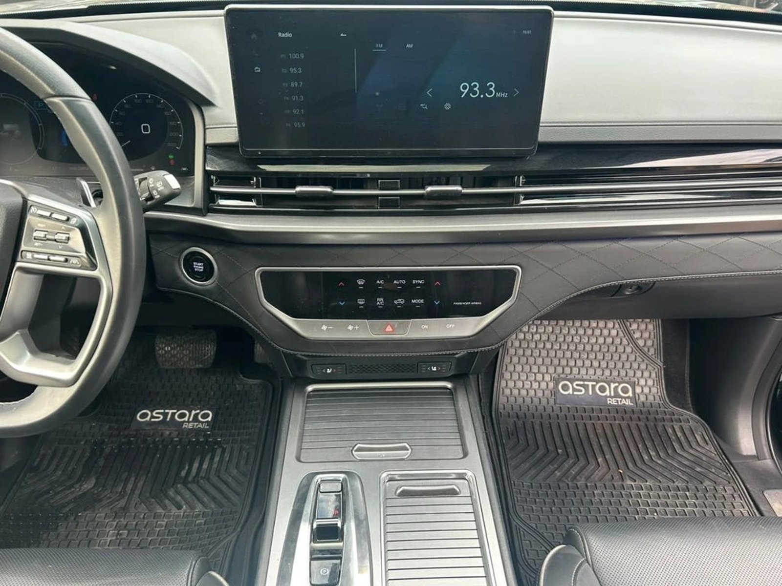 SsangYong REXTON 2.2 LIMITED PLUS AT 4X4 DIESEL 2025 - Imagen 7 de 16
