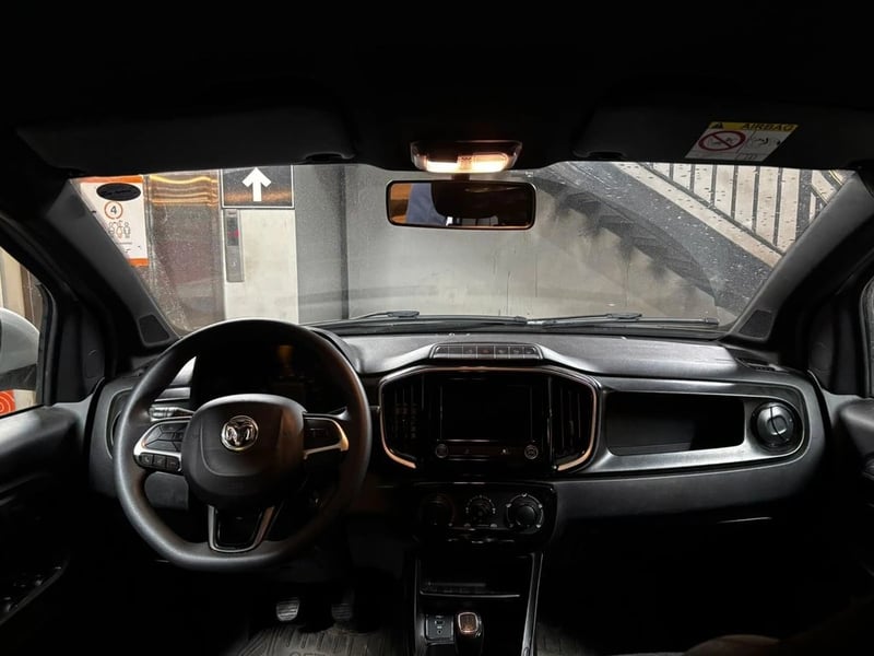 RAM 700 BIGHORN DCAB 1.3 MT 2026 - Imagen 8 de 16