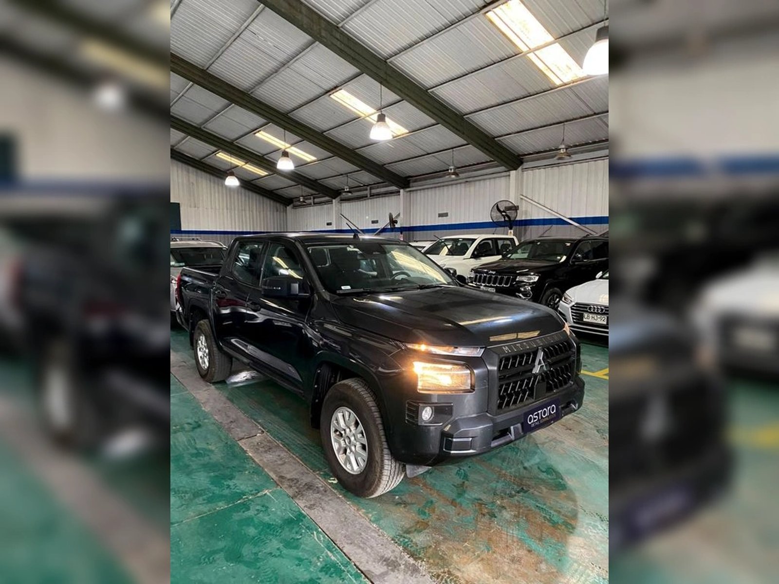 Mitsubishi L200 2.4 KATANA CRT DIESEL DOB. CAB. 4X4 MT 4P 2024 - Foto 4 de 12
