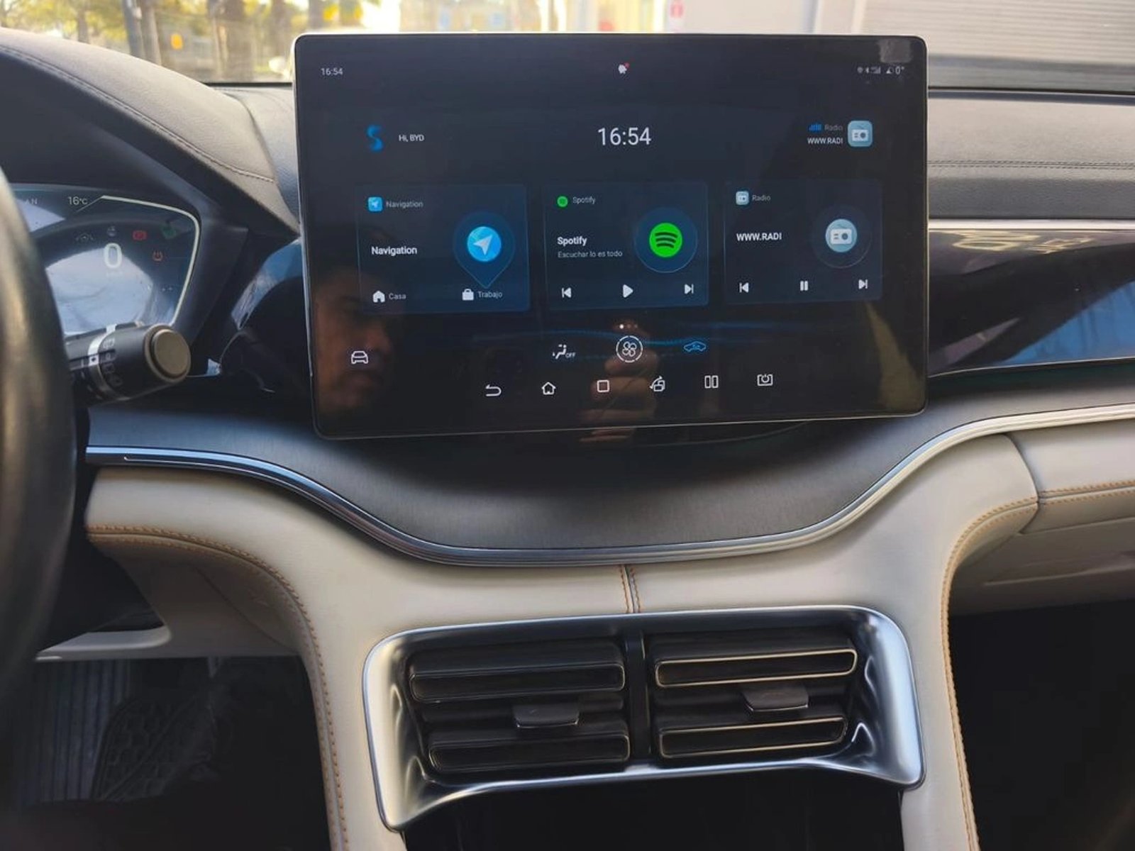 BYD SONG PLUS PLUS DMI 1.5 AUT 2024 - Imagen 16 de 20