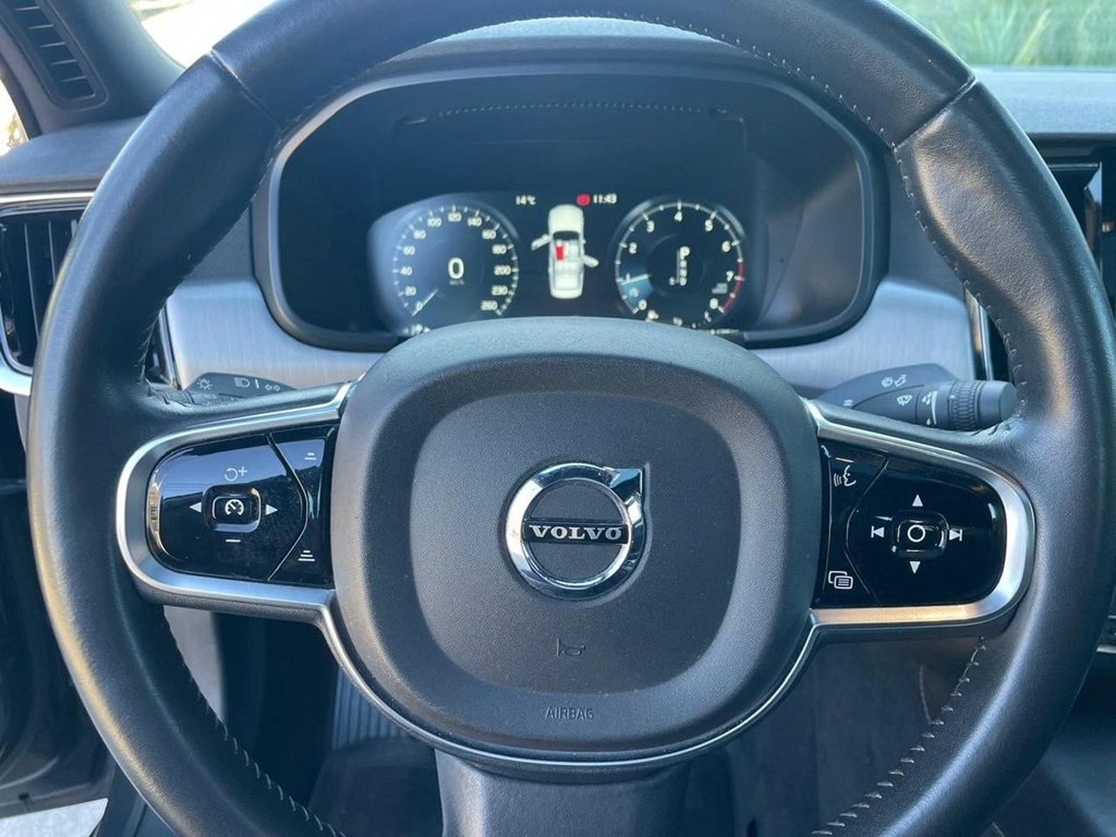Volvo S90 S90 T6 MOMENTUM 2.0 2017 - Foto 5 de 12