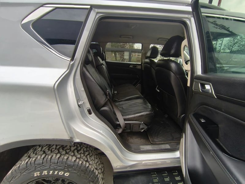 SsangYong REXTON NEW REXTON 2.2 MT DIESEL 2020 - Imagen 13 de 16