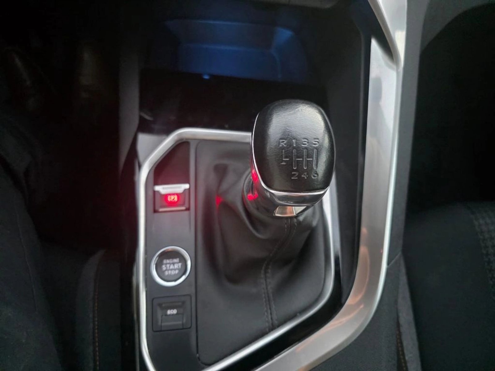 PEUGEOT 3008 2022 - Imagen 19 de 20