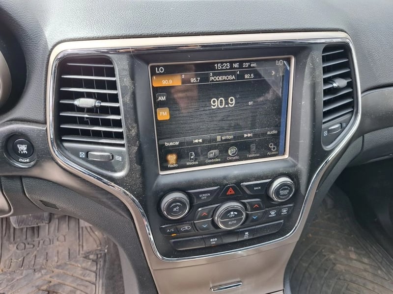 Jeep GRAND CHEROKEE 3.6 LIMITED AT 4X4 2015 - Imagen 18 de 20