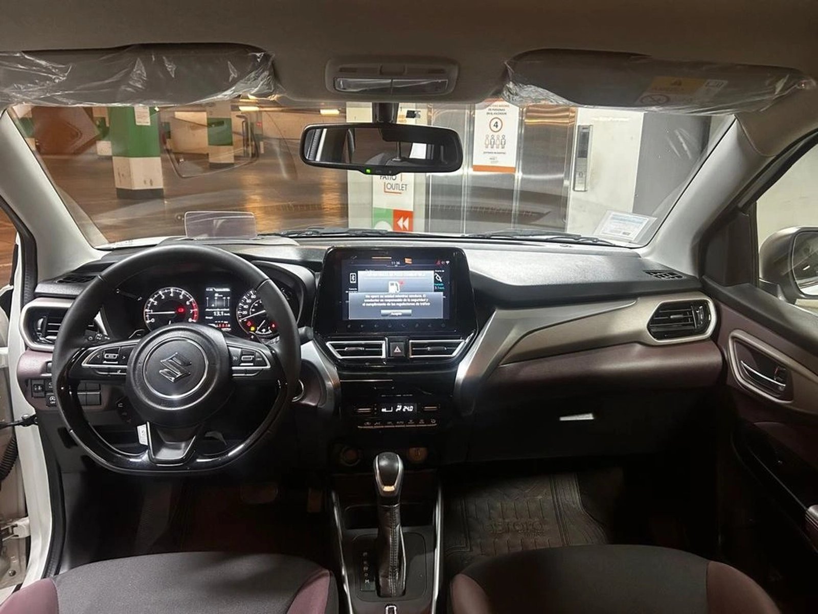 Suzuki FRONX 1.5 GLX AT HIBRIDO 2025 - Imagen 13 de 16