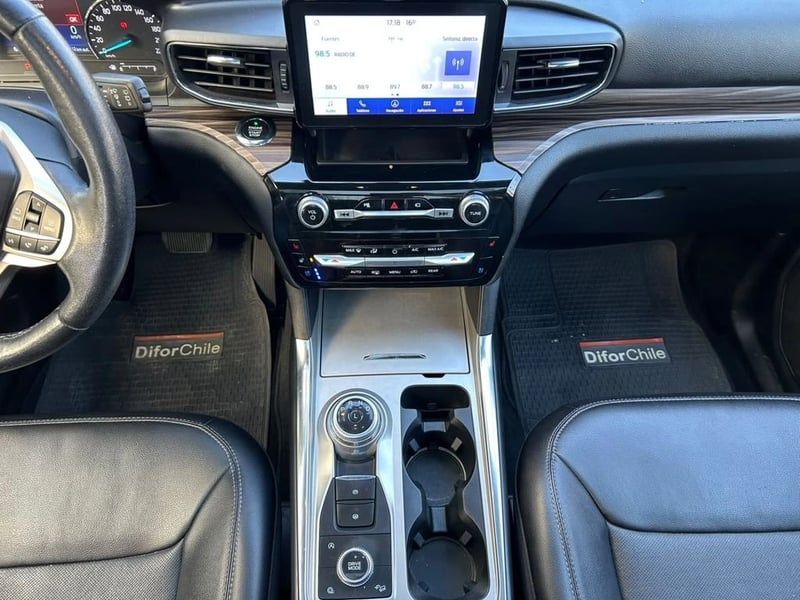Ford EXPLORER LIMITED 4X4 2.3 AUT 2022 - Imagen 10 de 15
