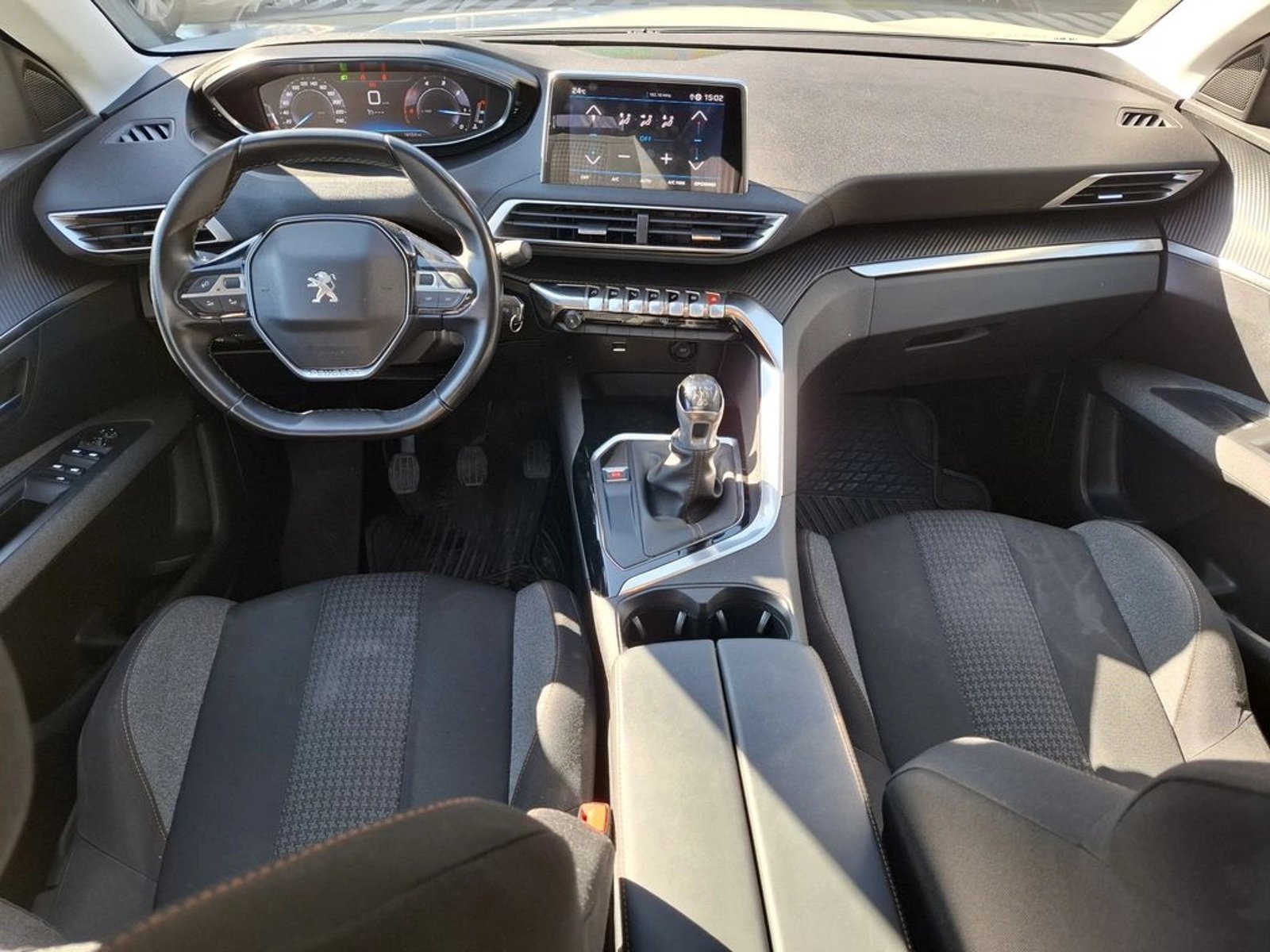 Peugeot 3008 ACTIVE BLUEHDI 1.5 2019 - Imagen 15 de 20