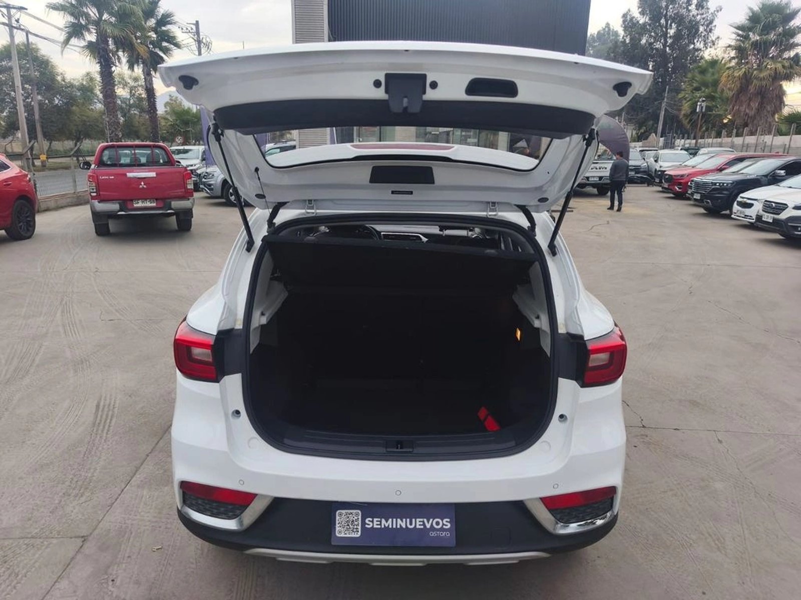 MG ZS 1.5 COM AT 2024 - Imagen 8 de 20