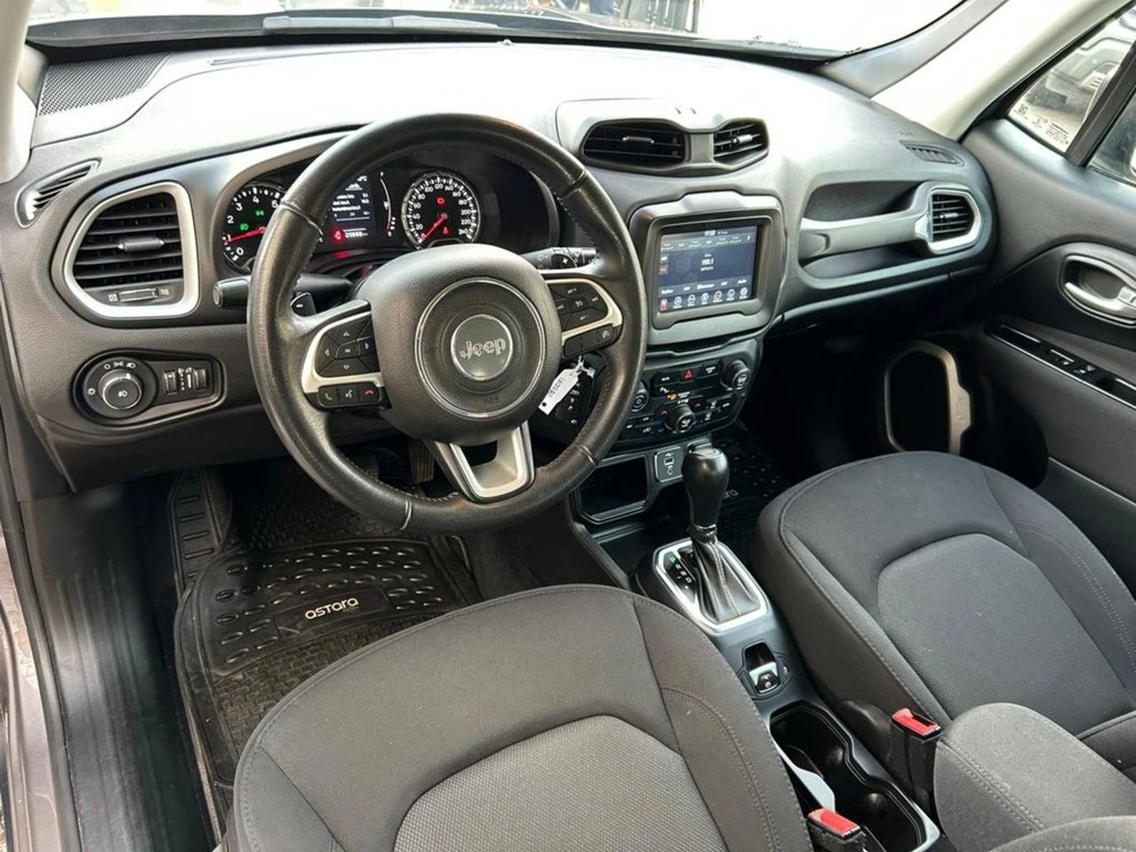 JEEP RENEGADE 1.8 SPORT LX 4X2 AT 5P 2023 - Imagen 12 de 12