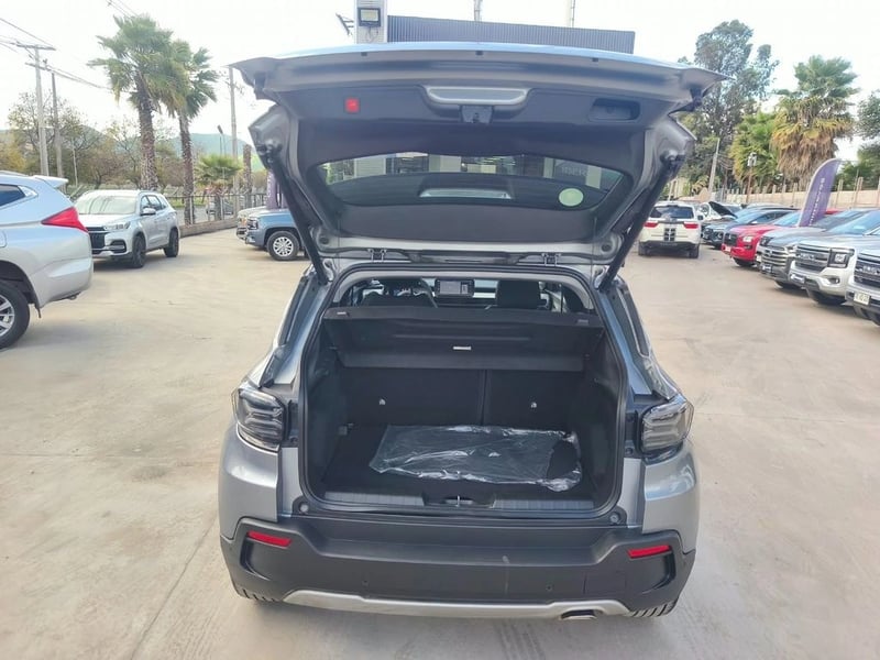 Jeep AVENGER SUMMIT 1.2 HEV 2025 - Imagen 7 de 18