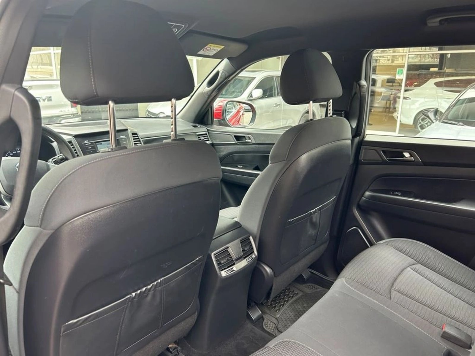 SsangYong GRAND MUSSO 2.2 GLX MT 4X4 DIESEL 2024 - Imagen 10 de 16