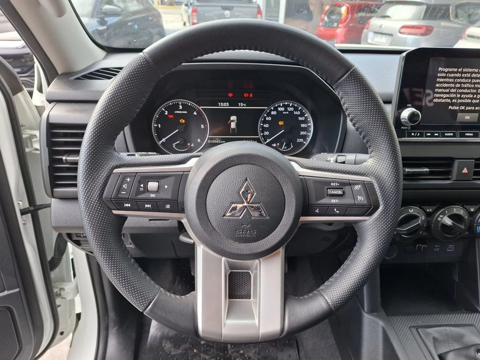 MITSUBISHI L200 2.4 DAKAR XR MT 4X4 DIESEL 2026 - Imagen 14 de 20
