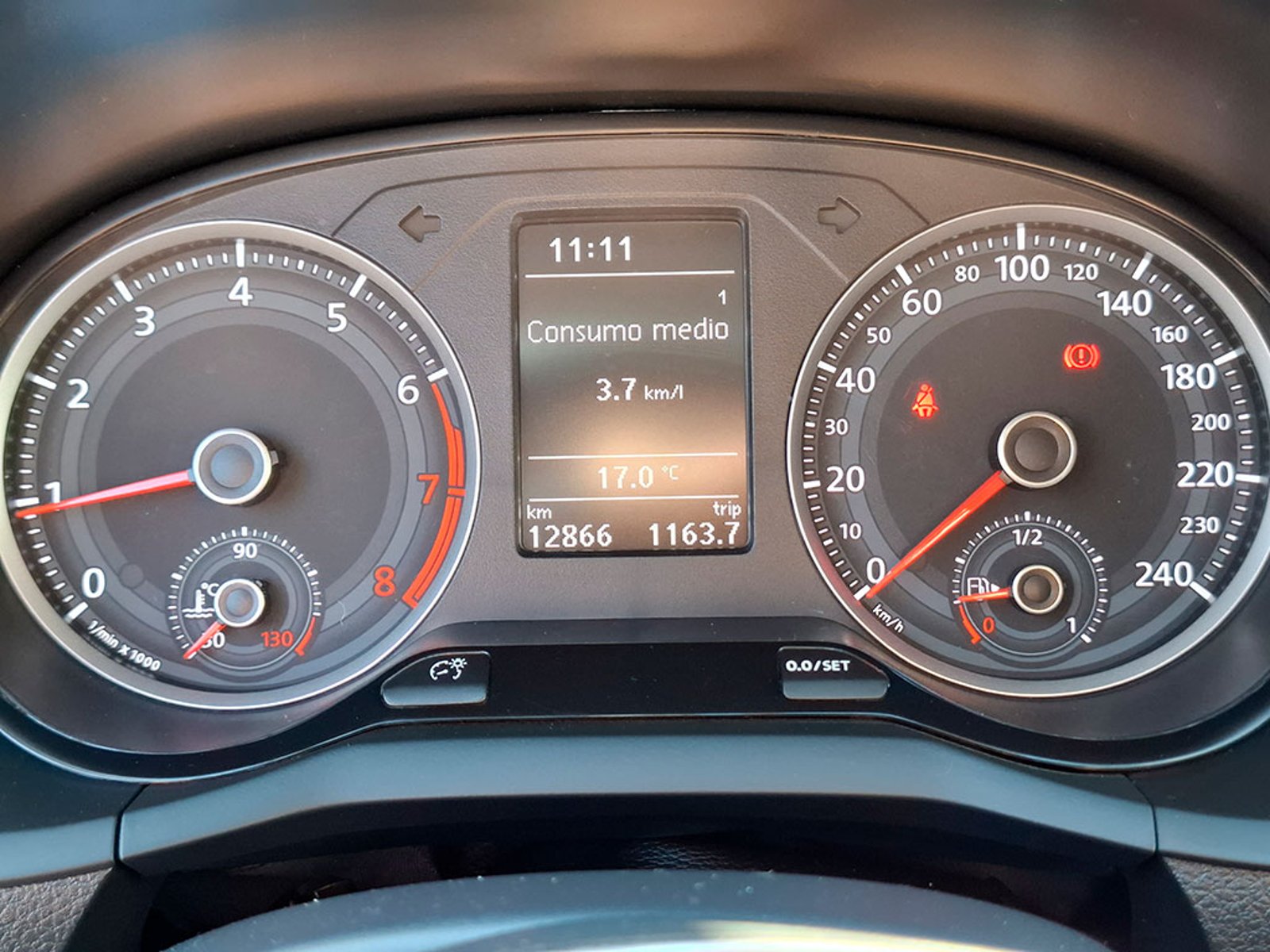 Volkswagen GOL 1.6 Highline HB MT 5P 2023 - Imagen 14 de 20