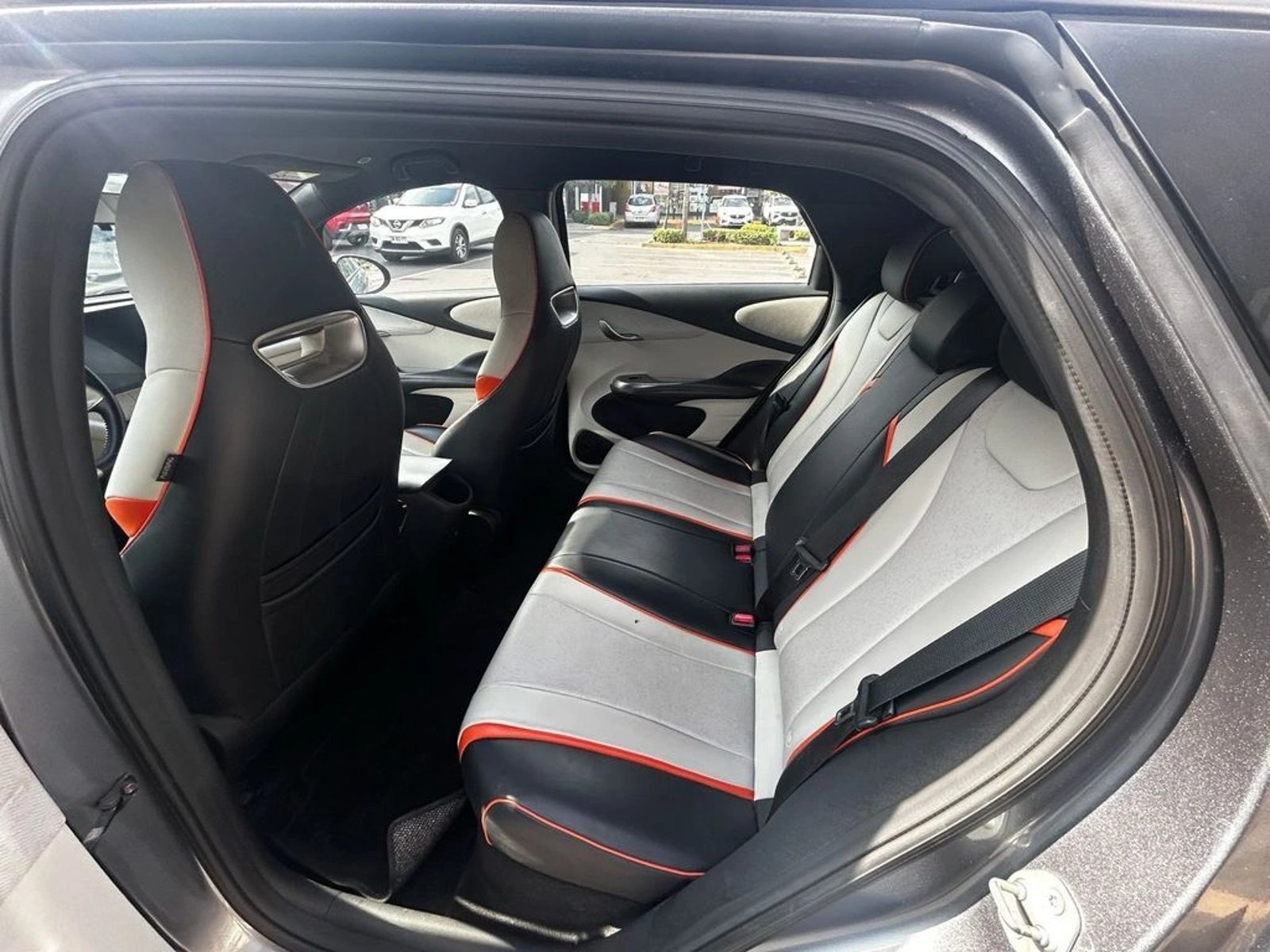 BYD DOLPHIN GS EV 2024 - Imagen 9 de 14