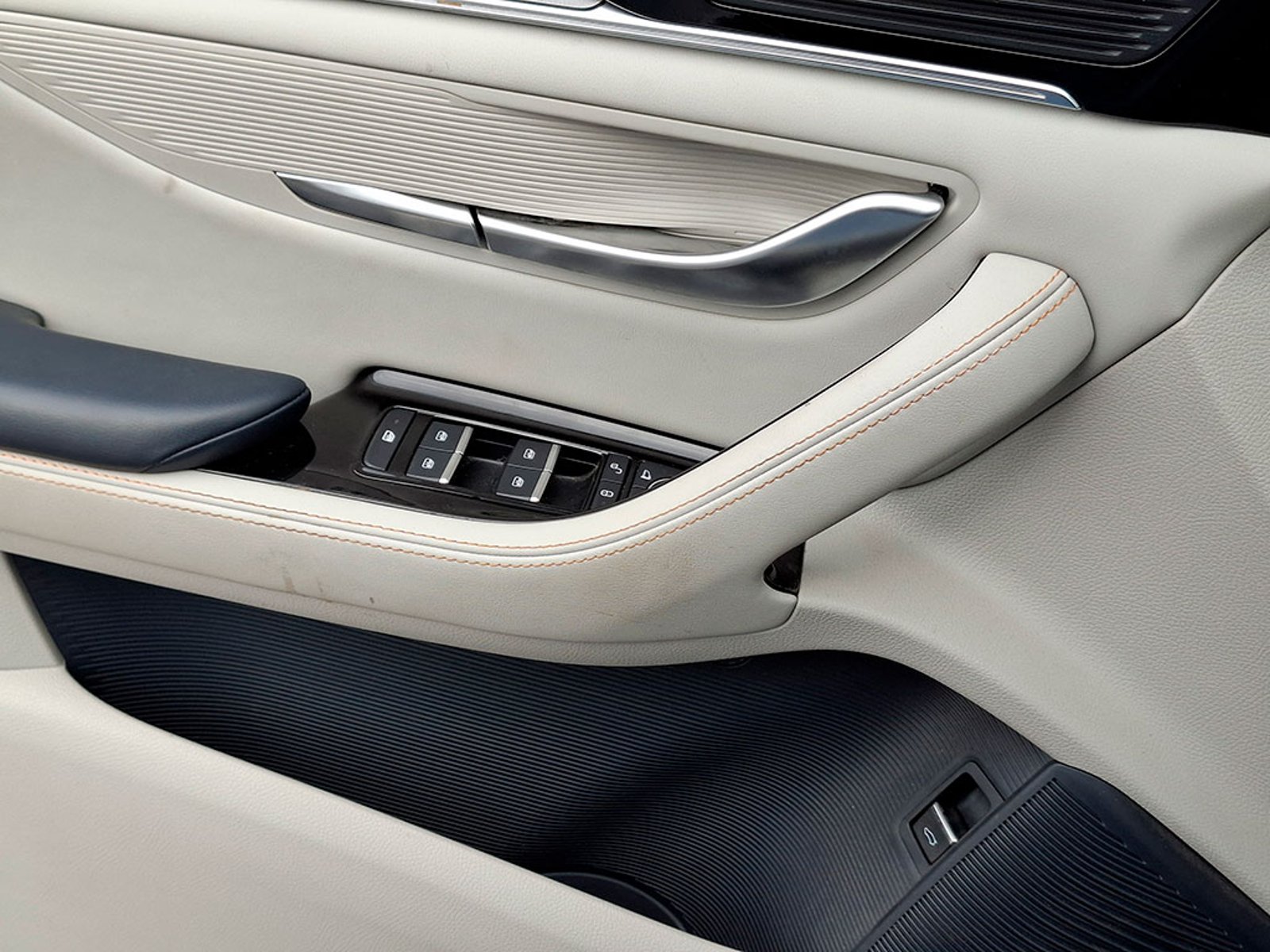 BYD SONG PLUS GS HIBRDO AT 2024 - Imagen 19 de 20
