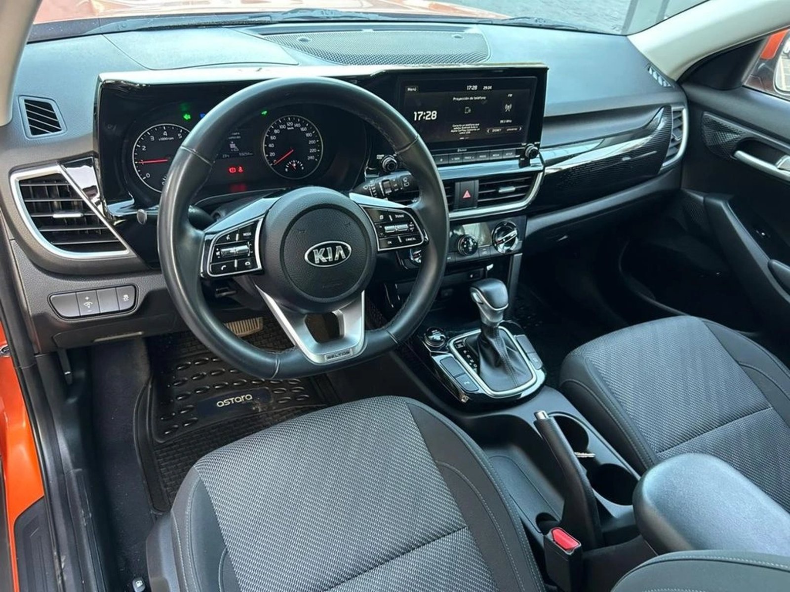 KIA SELTOS 2022 - Imagen 10 de 17