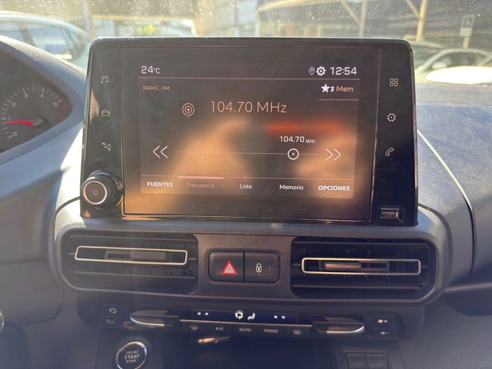 PEUGEOT RIFTER 2024 - Imagen 16 de 20